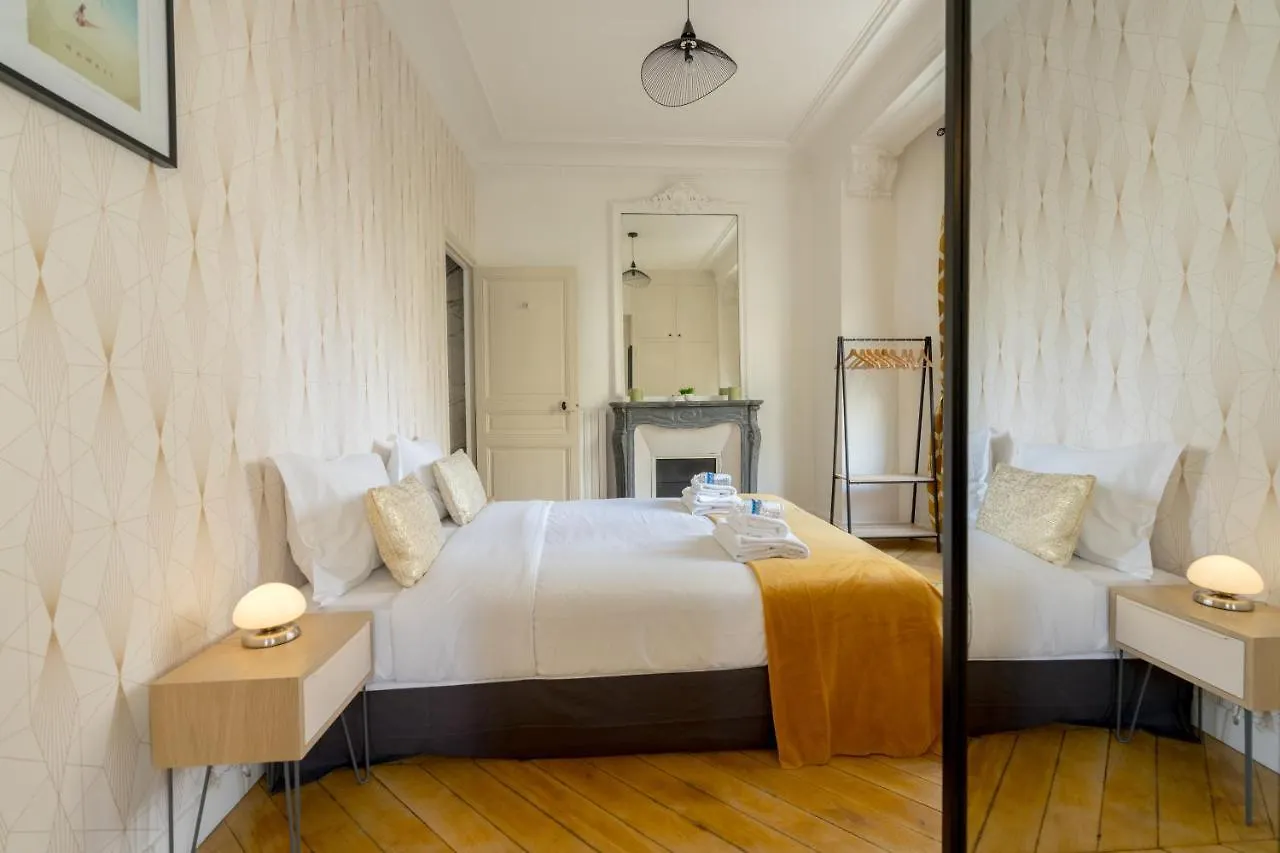 Cmg - Mozart 2 Apartment Paris France
